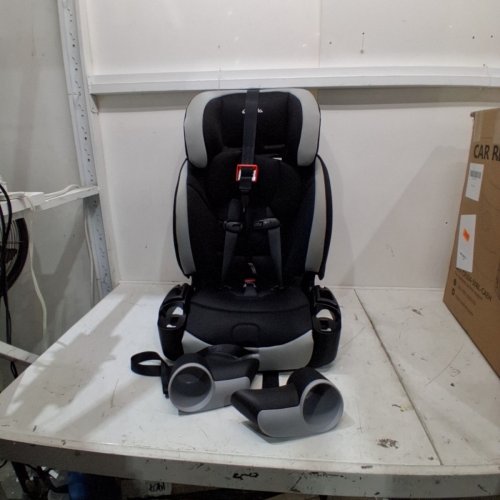 EVENFLO MAESTRO SPORT BOOSTER CAR SEAT - GRANITE -(MODEL: 34912203C) image 10