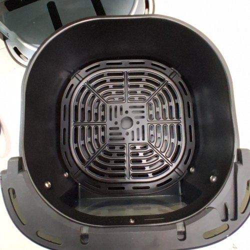 CHEFMAN DIGITAL AIR FRYER - 4QT CAPACITY - BLACK (MODEL: RJ38-4TW-BLACK-DS-CA) image 4