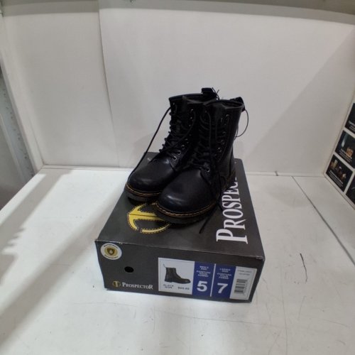 UNISEX PROSPECTOR HIKING BOOTS - 5 MENS 7 WOMENS - BLACK - (MODEL:1914788) image 2