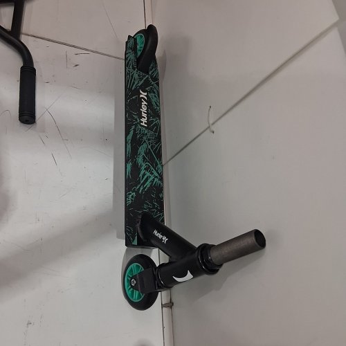 HURLEY REBELROLL FREESTYLE TRICK KICK SCOOTER/ABEC 7 BEARINGS- BLUE image 4
