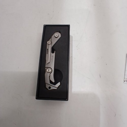 GIRIAITUS 7-IN-1 EDC TITANIUM MULTI-TOOL WITH KNIFE - SILVER image 2