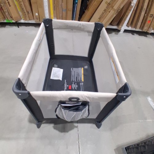 GRACO PACK 'N PLAY PORTABLE PLAYARD - 40" X 28" X 30" - OAKLEY FASHION / BLACK/GREY (MODEL: 2084226) image 2