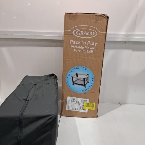 GRACO PACK 'N PLAY PORTABLE PLAYARD - 40" X 28" X 30" - OAKLEY FASHION / BLACK/GREY (MODEL: 2084226) image 7