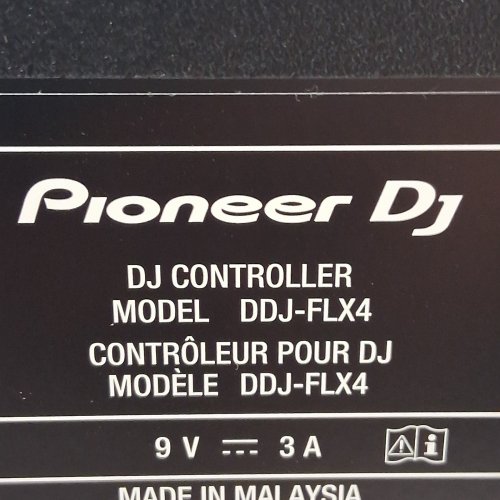 PIONEER DJ 2 CHANNEL MIXER SYSTEM WITH 2 DECKS - 8 PERFORMANCE PADS - GRAPHITE (MODEL: DDJ-FLX4) image 7