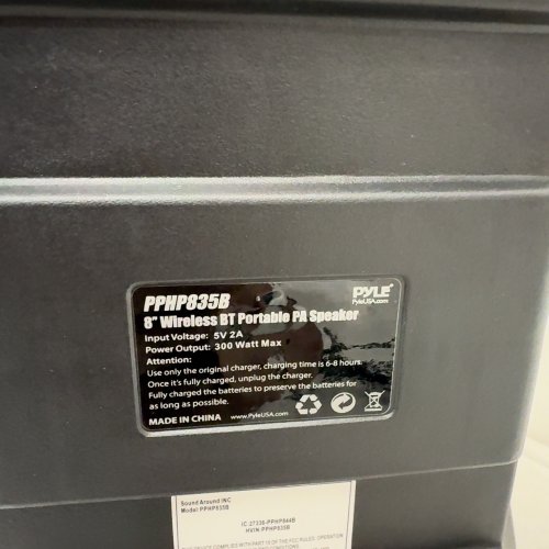 PYLE WIRELESS BLUETOOTH PORTABLE RECHARGEABLE PA SPEAKER - 8" - 5 V - 2 AMP - 300W MAX - BLACK (MODEL: PPHP835B) image 3
