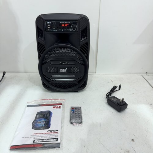 PYLE WIRELESS BLUETOOTH PORTABLE RECHARGEABLE PA SPEAKER - 8" - 5 V - 2 AMP - 300W MAX - BLACK (MODEL: PPHP835B) image 4