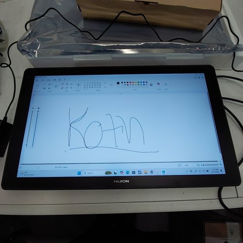 HUION DRAWING TABLET KAMVAS 22 PLUS - PEN DISPLAY. FULL LAMINATION SCREEN. 1200:1 CONTRAST RATIO. 140% SRGB GAMUT WITH ADJUSTABLE STAND AND USB-C TO USB-C CABLE (MODEL: GS2202) image 3