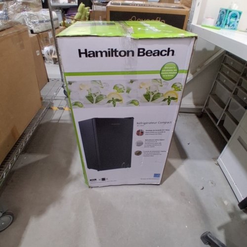 HAMILTON BEACH SINGLE DOOR COMPACT REFRIGERATOR - 3.3CU FT - BLACK (MODEL: HBR33MBKE02) image 8