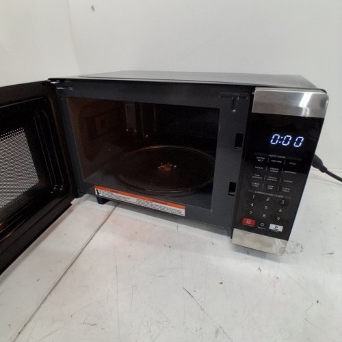CUISINART COMPACT MICROWAVE OVEN - 0.7CU.FT - BLACK/STAINLESS STEEL (MODEL: CMW-70C) image 2