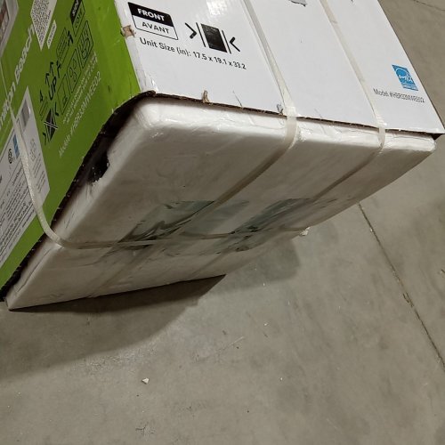HAMILTON BEACH 3.3CUFT COMPACT REFRIGERATOR - WHITE - (MODEL: HBR33MWEE02) image 4