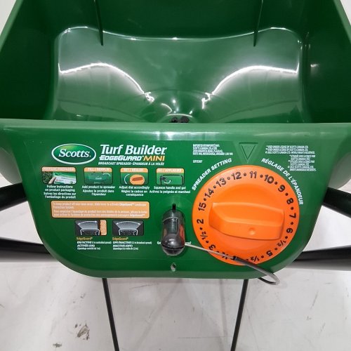 SCOTTS FOLDABLE TURF BUILDER, EDGEGUARD MINI BROADCAST SPREADER/SEEDER - 5000 SQ FT - GREEN/BLACK (MODEL: LB15267) image 4