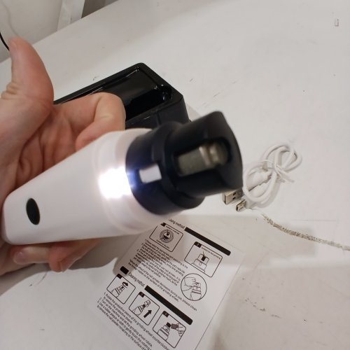 PROFESSIONAL 2-SPEED PET NAIL GRINDER, RECHARGEABLE WITH LED LIGHT WHILE WORKING - WHITE/BLACK image 2