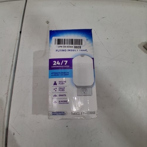 ZEVO PLUG-IN FLYING INSECT TRAP - WHITE image 4