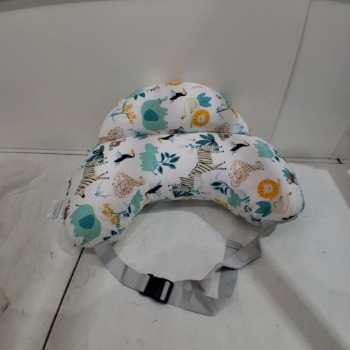 MOMCOZY ORIGINAL PLUS SIZE NURSING PILLOW - WHITE/FREEDOM'S LITTLE CREATURES image 3
