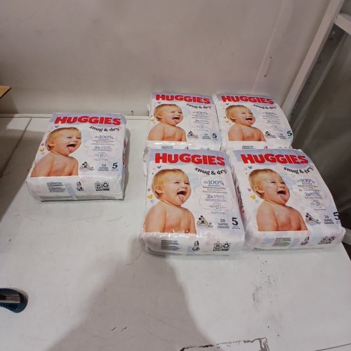168PK HUGGIES SNUG & DRY BABY DIAPERS - SIZE 5 (27+ LBS) image 2