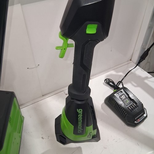 *TOOL ONLY* GREENWORKS BRUSHLESS CORDLESS SNOW SHOVEL WITH LED LIGHTS & DIRECTIONAL VANES - 25FT THROWING DISTANCE, WORKS WITH 40V 4.0AH BATTERY - GREEN (MODEL:SS40L01DV 2618902) image 10