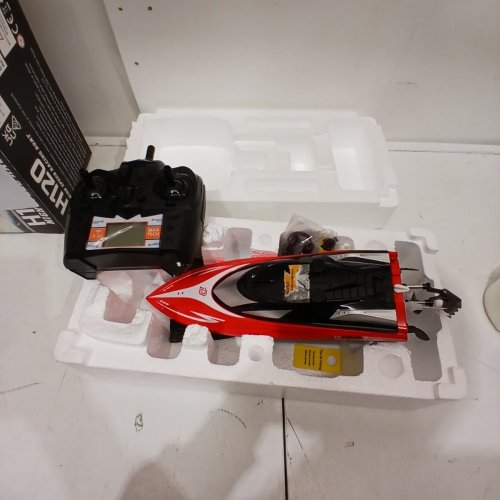 DEERC HIGH SPEED RACING RC BOAT - 20 MPH - RED / WHITE (MODEL: H120) image 2