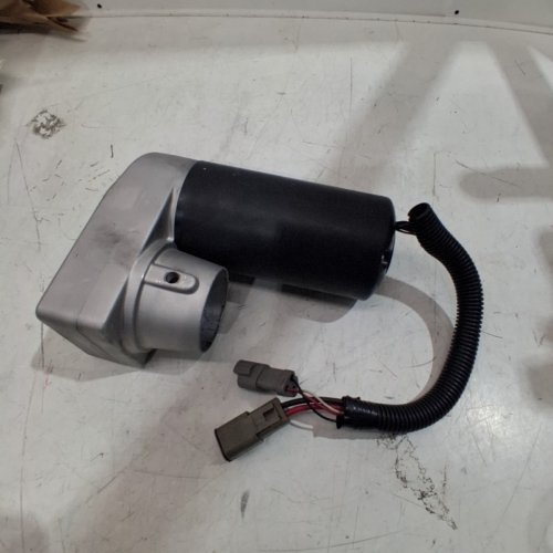 5TH WHEEL RV JACK MOTORB WITH WIRING HARNESS- BLACK (MODEL: 343758) image 2