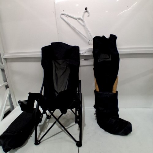 2PK SONGMICS PORTABLE BEACH CHAIR WITH CARRY CASE - BLACK (MODEL: GCB067B01) image 2
