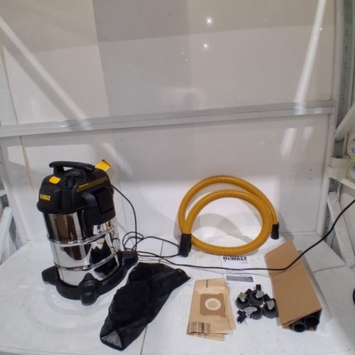 DEWALT WET/DRY VACUUM WITH CRUSH-RESISTANT HOSE AND ACCESSORY KIT - 8-GALLON (30 L) - STAINLESS STEEL (MODEL: DXV08SA) image 4