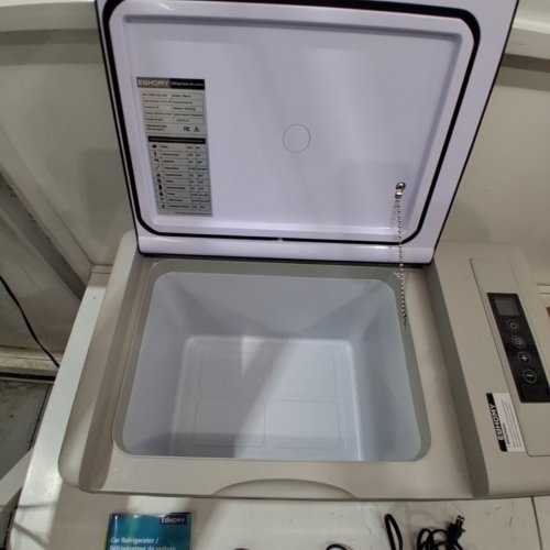 EUHOMY ELECTRIC COOLER/REFRIGERATOR - 26QT - 12/24V - DC 110-240V AC - BLACK/GREY (MODEL: CF004-25) image 4