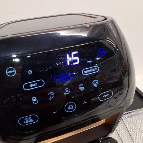 CHEFMAN MULTIFUNCTIONAL DIGITAL TOUCH SCREEN AIR FRYER - 10QT - BLACK (MODEL: RJ38-10-RDO-V2-CA-AM) image 2