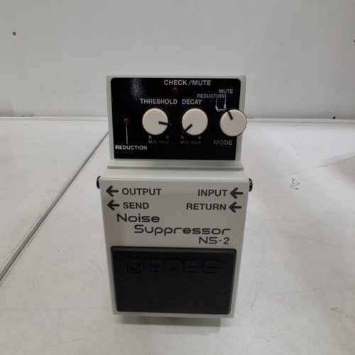 BOSS NS-2 NOISE SUPPRESSOR/POWER SUPPLY PEDAL image 2
