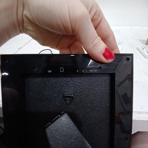 DIGITAL PHOTO FRAME - 4" X 6" - BLACK image 2