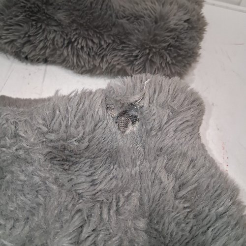 3PC FRYE FAUX FUR COMFORTER SET - QUEEN - GREY (MODEL: 1796287) image 3