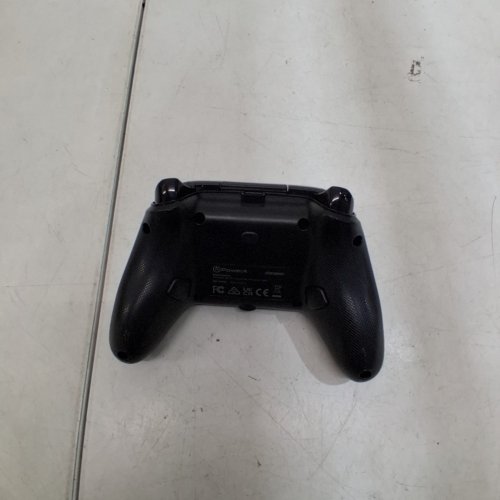 POWERA ENHANCED WIRED CONTROLLER FOR XBOX SERIES X AND S - ARCTIC CAMO image 4
