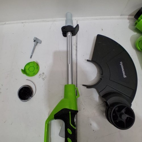 GREENWORKS LITHIUM-ION CORDLESS STRING LAWN TRIMMER *TOOL ONLY* - 40V - 13" PATH - GREEN (MODEL: STF305) image 3