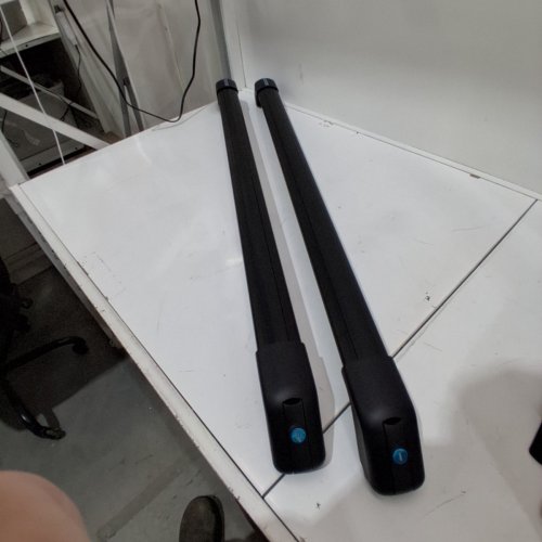 VEVOR UNIVERSAL ROOF RACK CROSS BARS - 41.3" - 155LBS MAX - BLACK - (MODEL: HJ-RB017) image 2