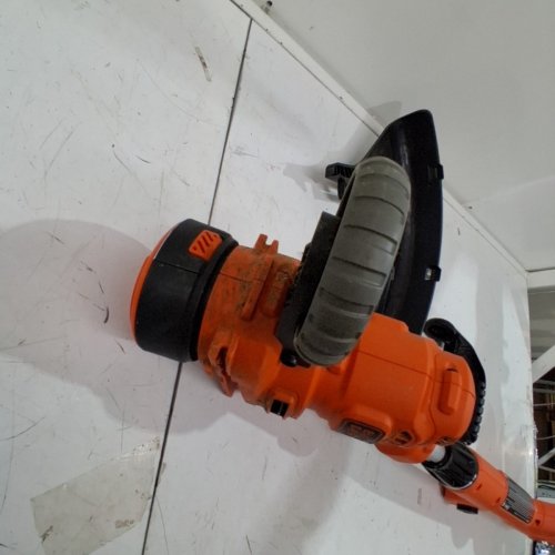 BLACK AND DECKER STRING TRIMMER AND EDGER WITH AUTO FEED 14" - BLACK/ORANGE (MODEL: BESTA510-CA) image 4