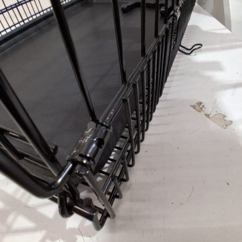 AMAZON BASICS FOLDABLE METAL WIRE DOG CRATE - 48" - (MODEL: 9001N-48B) image 3