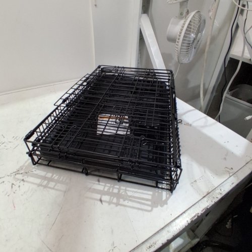 AMAZON BASICS FOLDABLE METAL WIRE DOG CRATE - 48" - (MODEL: 9001N-48B) image 4