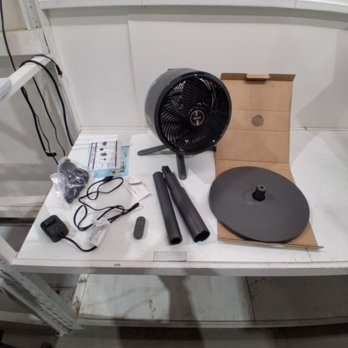 SHARK FLEXBREEZE OUTDOOR & INDOOR FAN WITH INSTACOOL MISTING ATTACHMENT - 37" - BLACK (MODEL: FA222C) image 3