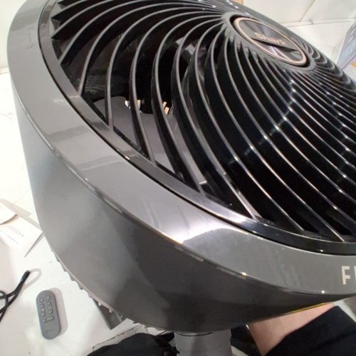 SHARK FLEXBREEZE OUTDOOR & INDOOR FAN WITH INSTACOOL MISTING ATTACHMENT - 37" - BLACK (MODEL: FA222C) image 4