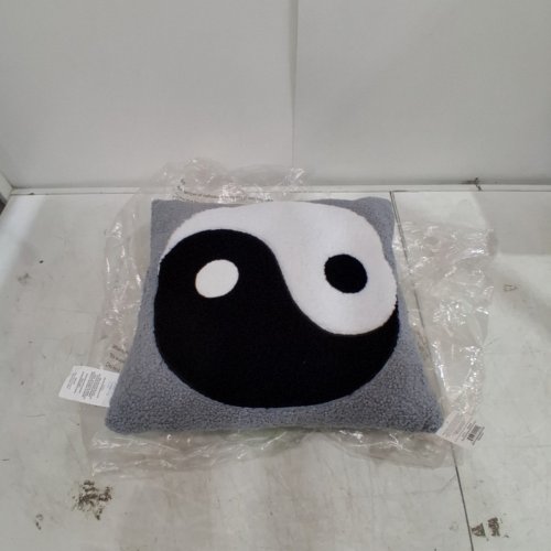 YIN YANG DECORATIVE PILLOW - 18" - GREY/BLACK/WHITE (MODEL: CAS1122) image 3