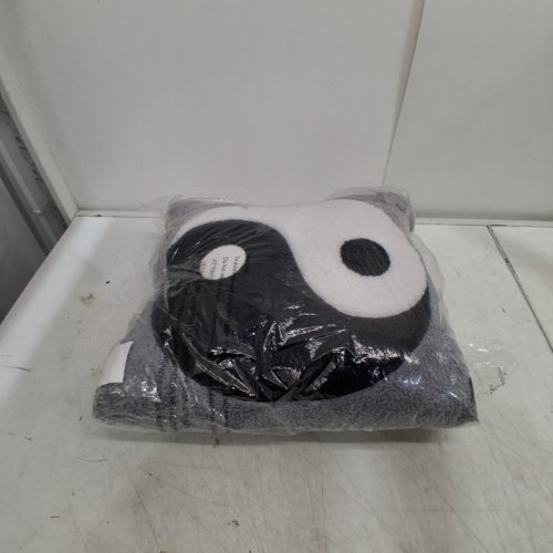YIN YANG DECORATIVE PILLOW - 18" - GREY/BLACK/WHITE (MODEL: CAS1122) image 4
