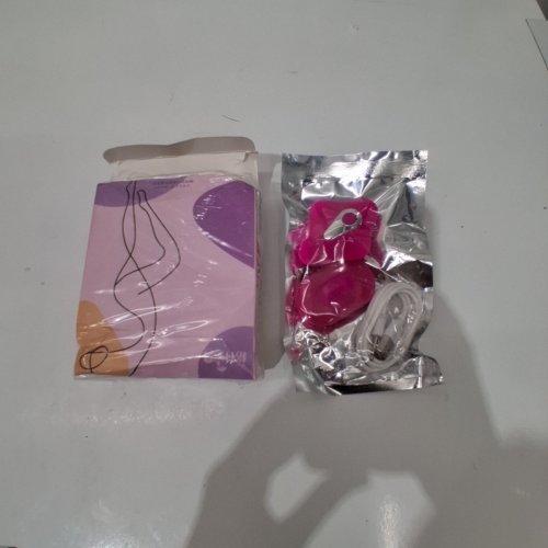 WOMEN’S WEARABLE VIBRATOR WITH REMOTE CONTROL - PINK image 2