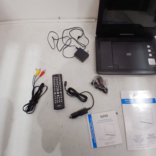 ONN PORTABLE DVD PLAYER WITH REMOTE CONTROL - 10" - BLACK (MODEL: 100093889 ) image 4