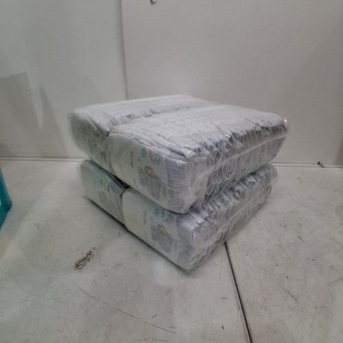 136PK PAMPERS SWADDLERS DIAPERS - NEWBORN SIZE image 2