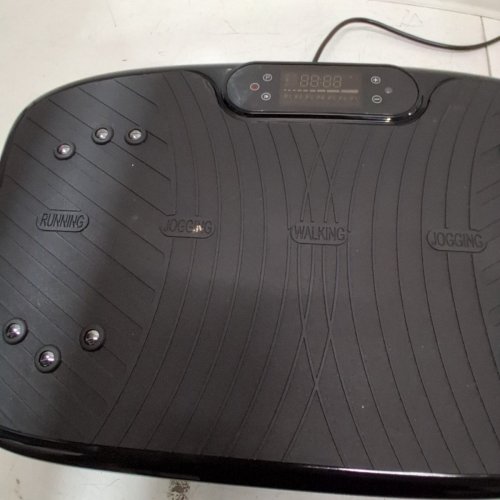 GDCOO VIBRATION PLATE EXERCISE & FITNESS MACHINE, WEIGHT LOSS - ADJUSTABLE SPEEDS WITH REMOTE - BLACK (MODEL: RC-CFM-V71B) image 4