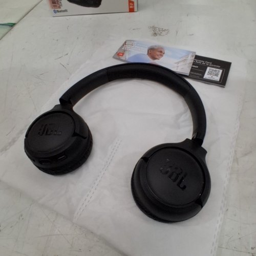 JBL TUNE 530BT WIRELESS BLUETOOTH ON-EAR HEADPHONES WITH ONE-BUTTON REMOTE/MIC - BLACK (MODEL : ‎JBLTUNE530BT) image 3