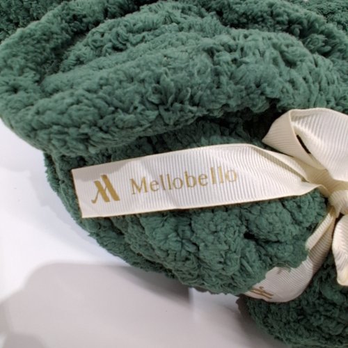 8PK MELLOBELLO JUMBO CHUNKY YARN FOR HAND KNITTING - 26 YARDS- GREEN (MODEL: B0G1M6G717) image 2