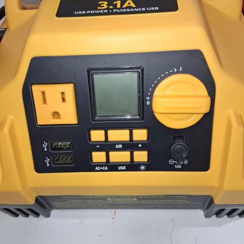 EVERSTART MAXX PORTABLE JUMP STARTER POWER STATION - 1200A PEAK; 400W; 120 PSI; 12 V; 120 V 200W; USB 5 V 3.1A - YELLOW / BLACK (MODEL: J45TKECA) image 5