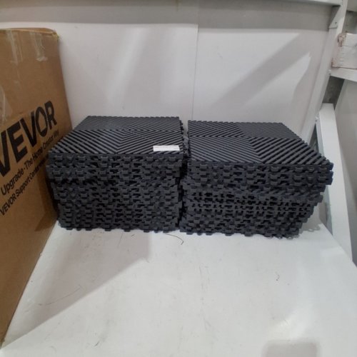 28PK VEVOR INTERLOCKING NON-SLIP DRAINAGE FLOOR TILES/MATS - DARK GRAY - (MODEL: GS-30*30*1.5-G) image 2