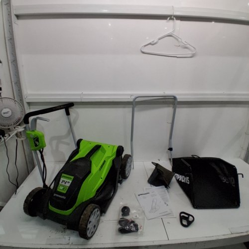 GREENWORKS ELECTRIC CORDED LAWN MOWER W/ ADJUSTABLE HEIGHT & SAFETY SWITCH, 9 AMP, 14" - GREEN/BLACK (MODEL: MO09B01) image 2