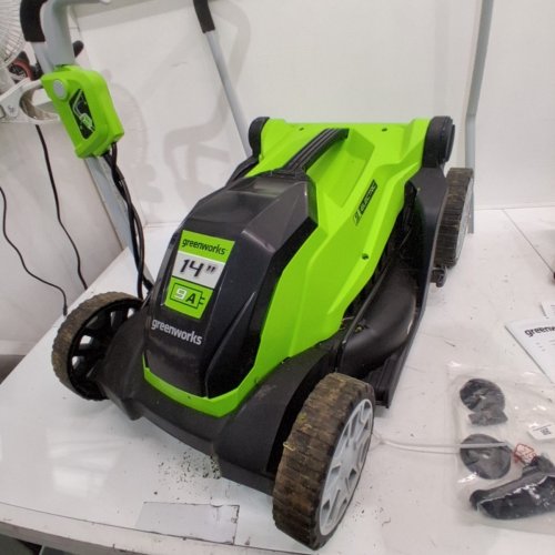 GREENWORKS ELECTRIC CORDED LAWN MOWER W/ ADJUSTABLE HEIGHT & SAFETY SWITCH, 9 AMP, 14" - GREEN/BLACK (MODEL: MO09B01) image 3