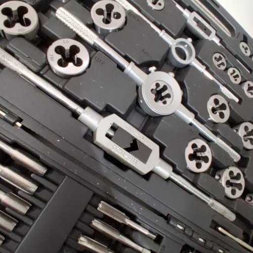 110PC TAP AND DIE SET THREADING TOOL - METRIC SIZE M2 TO M18 - BLACK (MODEL: 110PC) image 5